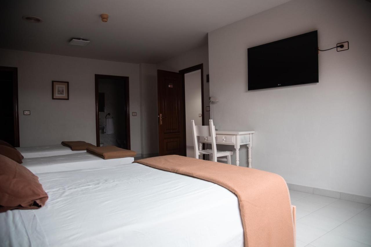 Hotel Los Olmos ลูโก ภายนอก รูปภาพ