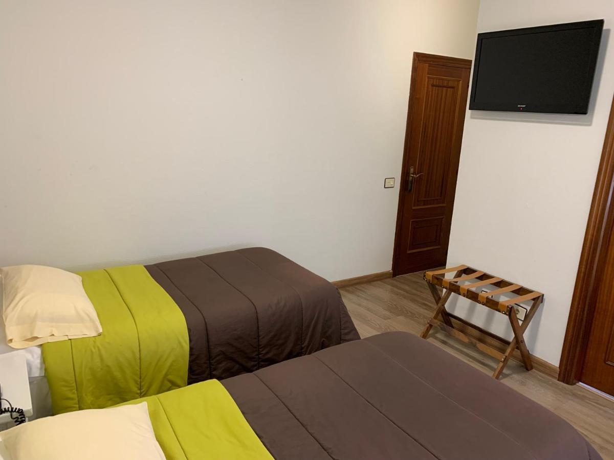 Hotel Los Olmos ลูโก ภายนอก รูปภาพ