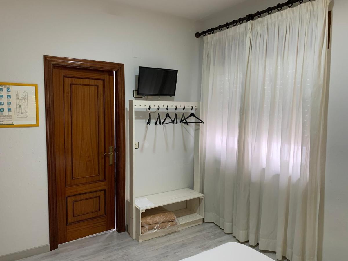 Hotel Los Olmos ลูโก ภายนอก รูปภาพ