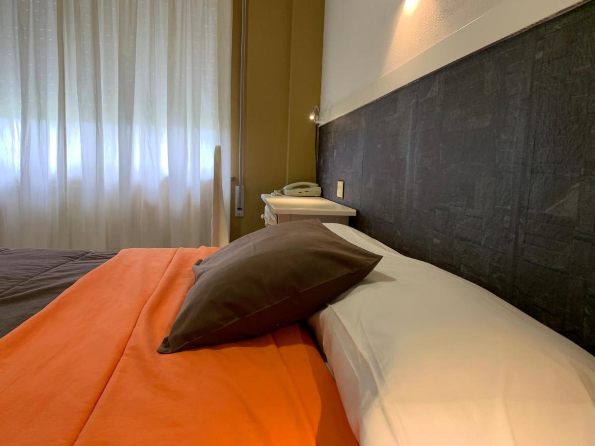 Hotel Los Olmos ลูโก ภายนอก รูปภาพ